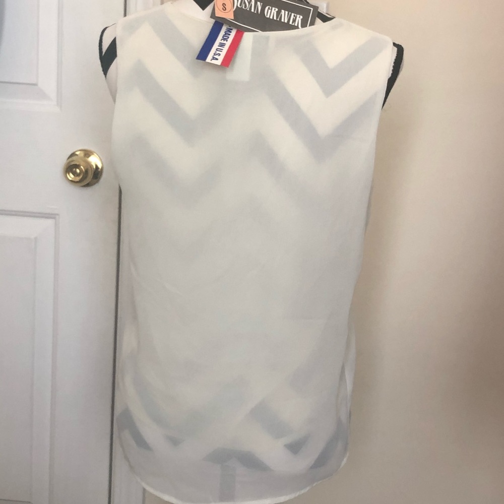 NWT SusanGraver 2layers of sheer fabric